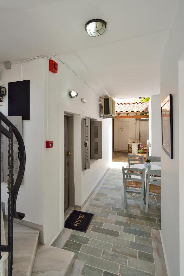 Urban Studios Manos Chania  Luaran gambar