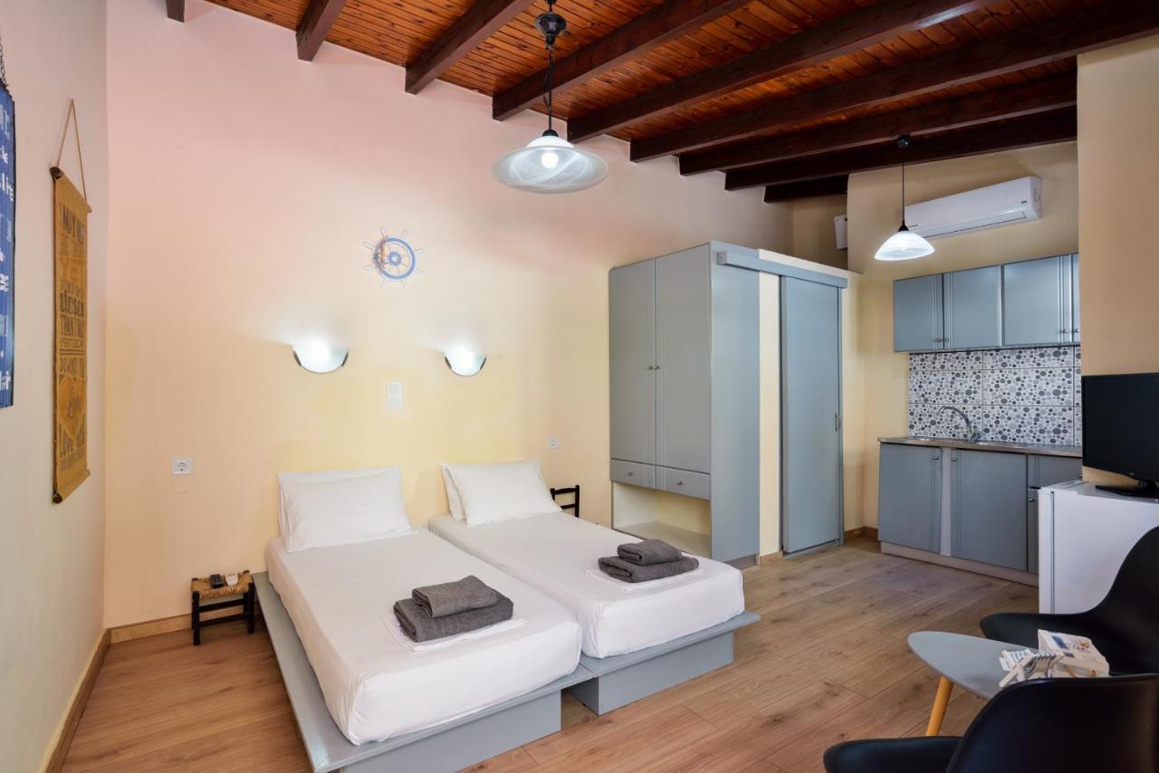 Urban Studios Manos Chania  Luaran gambar